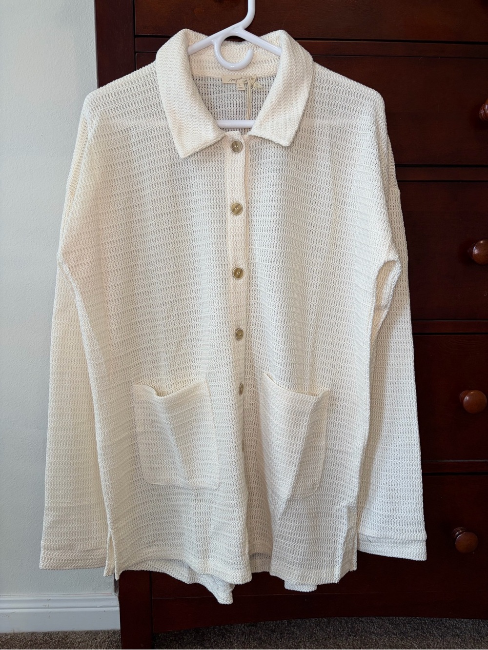 Cream Open-Knit Button-up Shirt Classic Collar and Front Patch Pocket size L